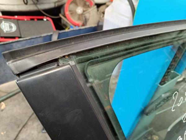 PORTE DROIT PEUGEOT 208 3/2012-2020 3-PORTE - Vue 3